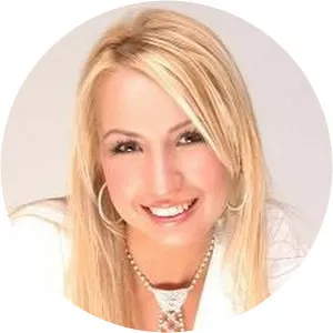 Gülşah Buzlu - Musical artist