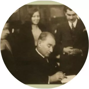 Gülsüm Refika Yücel photograph