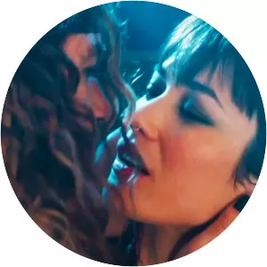 Gun Shy - R 2000 ‧ Comedy/Romance ‧ 1h 43m