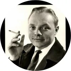 Günther Siegmund - Writer