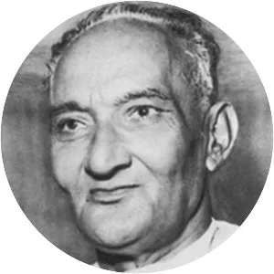 Gunvantrai Acharya
