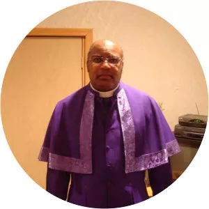 Gust D. Davis Jr. - Afeni Shakur's husband