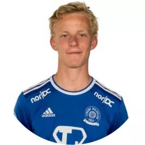 Gustav Julius Mortensen - Football player