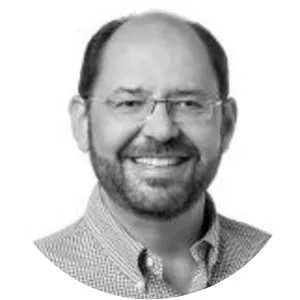 Gustavo Cromwell de Carvalho . . .