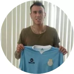 Gustavo Dulanto - Football player