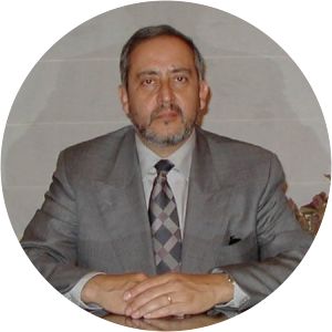 Gustavo Villagran photograph