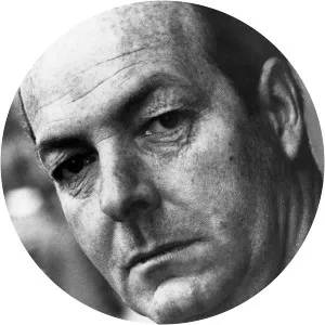 Guy Hamilton - Film director