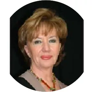 Güzin Özyağcılar - Actress