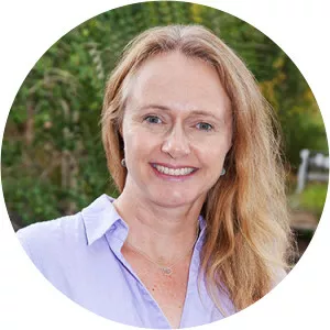 Gwen Farnsworth - Author