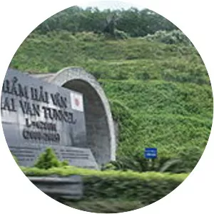 Hải Vân Tunnel