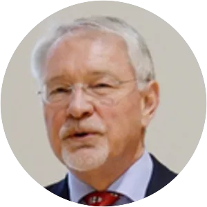 H. J. Freund (HansJoachim Freund)