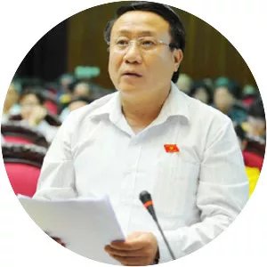 Ha Sy Dong