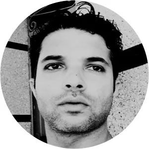 Hakimono Zhoe - Musical artist