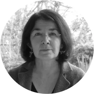 Hale Tenger - Visual artist