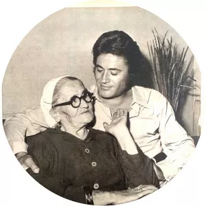 Halise Cüreklibatır - Cüneyt Arkın's mother