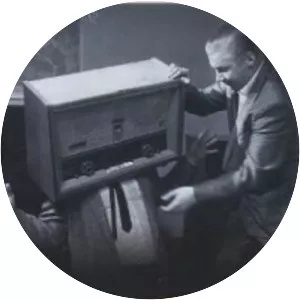 Hamlet Goes Business