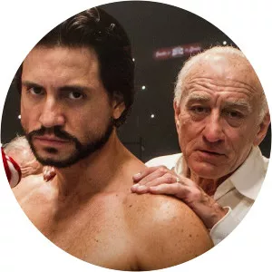 Hands of Stone: Review - TV program