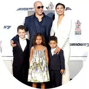 Hania Riley Sinclair photograph