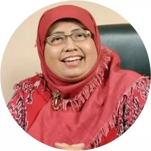 Hanifah Husein photograph