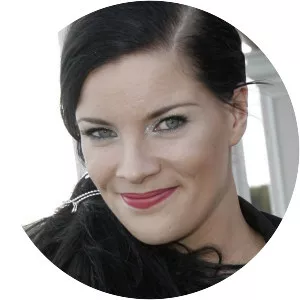 Hanna Pakarinen - Finnish singer