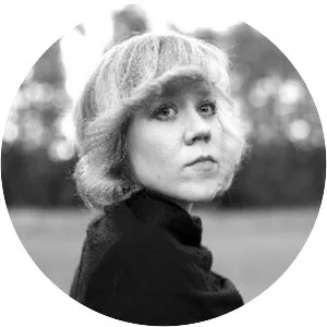 Hanna Tuulikki - Finnish-English vocalist