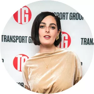 Hannah Corneau - Musical artist