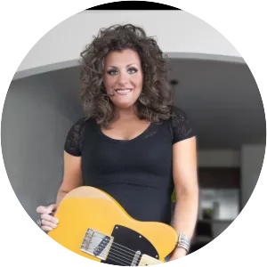 Hannah Dasher - Musical artist