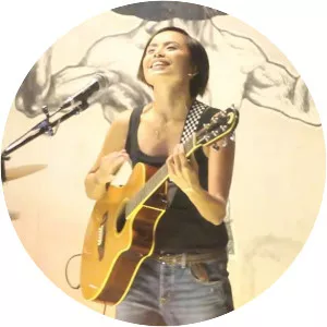 Hannah RomawacOlives