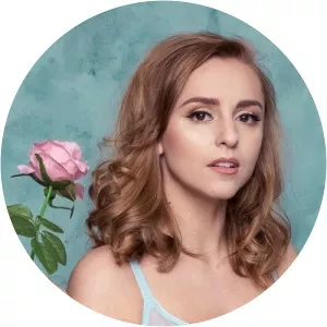 Hannah Witton