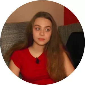 Hanni Kinizsi photograph