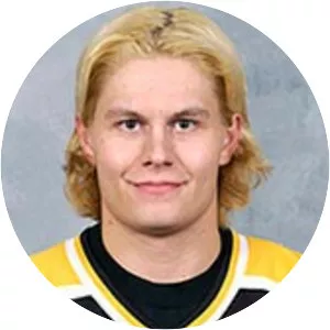 Hannu Toivonen - Ice hockey goaltender