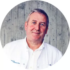 Hans-Georg Predel - Sports physician