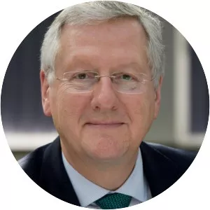 Hans-Jochen Schiewer