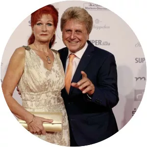 Hans-Jürgen Beyer - Singer