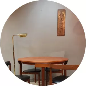 Hans Olsen - Furniture designer