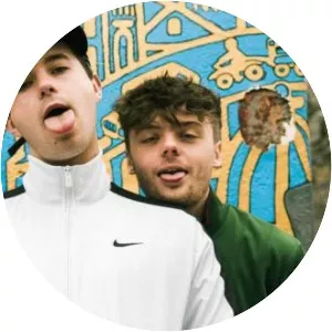 Happyalone. - Musical artist