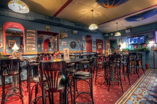 Harat's - Restaurant