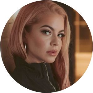 Harriet Jaxxon - Musical artist