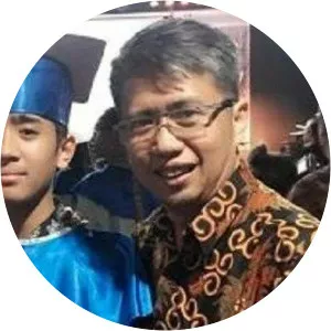 Harry Nugraha photograph