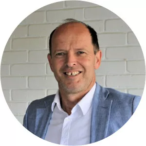 Harry Valderhaug - Politician