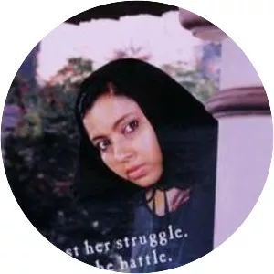 Hasina - 2004 ‧ Drama/Art ‧ 1h 30m