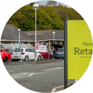 Havens Head Retail Park - Shopping centre in Milford Haven, Wales