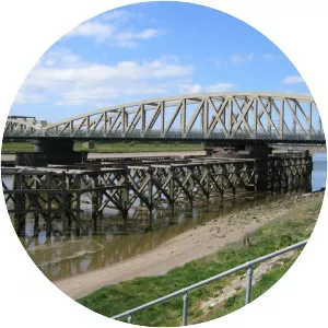 Hawarden Bridge - Swing bridge