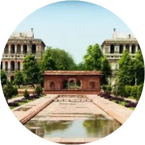 Hayat Bakhsh Bagh - 