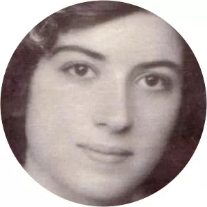 Hayat Sharara - Iraqi writer