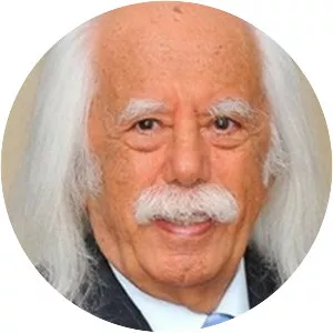 Haydar Dümen photograph