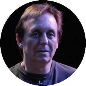 Hayden Nicholas - Guitarist