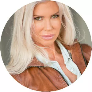 Hayley Mortison - Actress