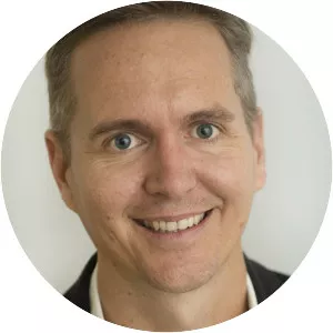 Heath Rose photograph