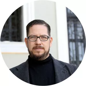 Hector Sevilla - Author